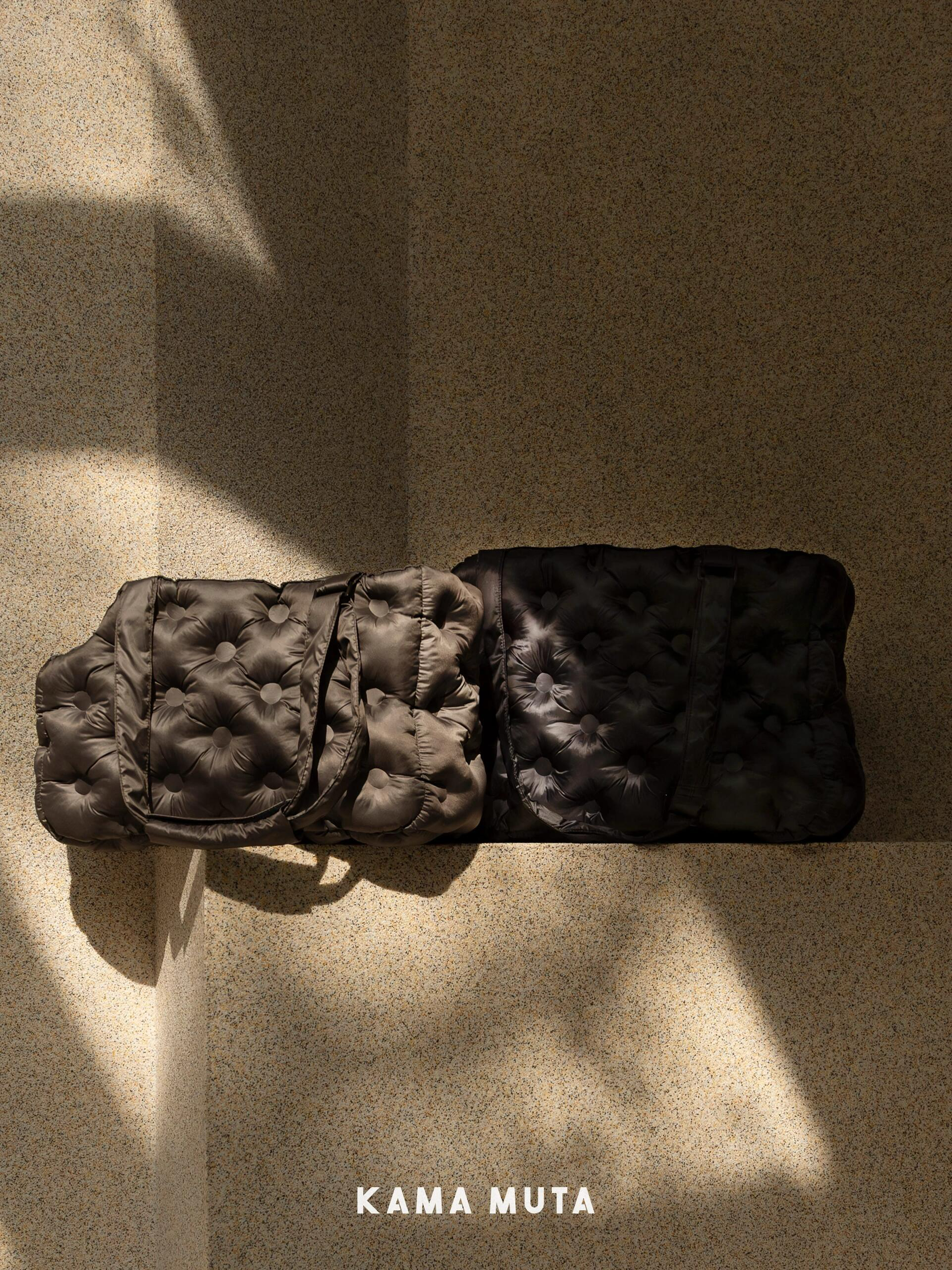 Puffer Pet Carrier Bag