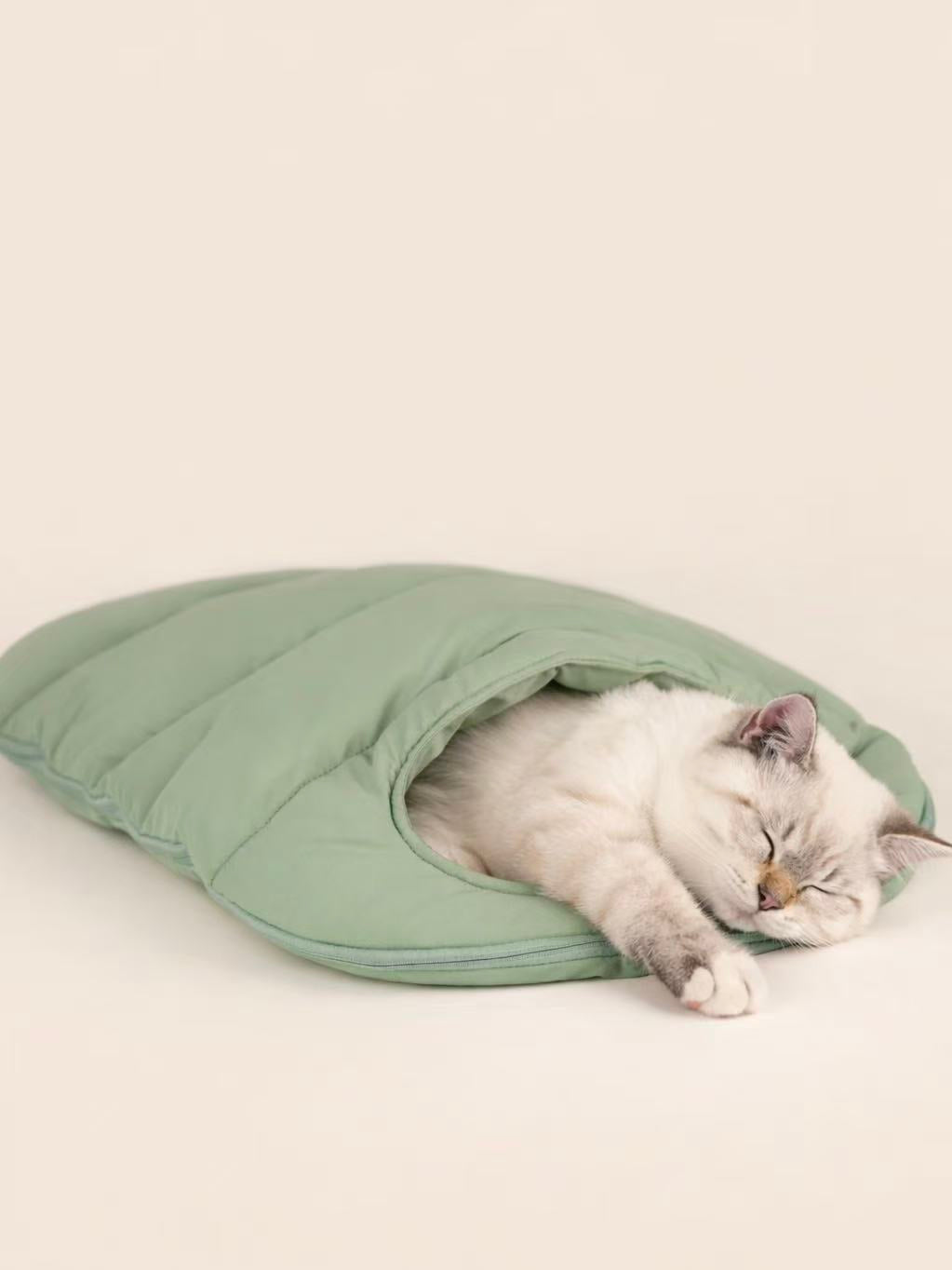 Sense-Safety™ Cat Burrow Sleeping Bag