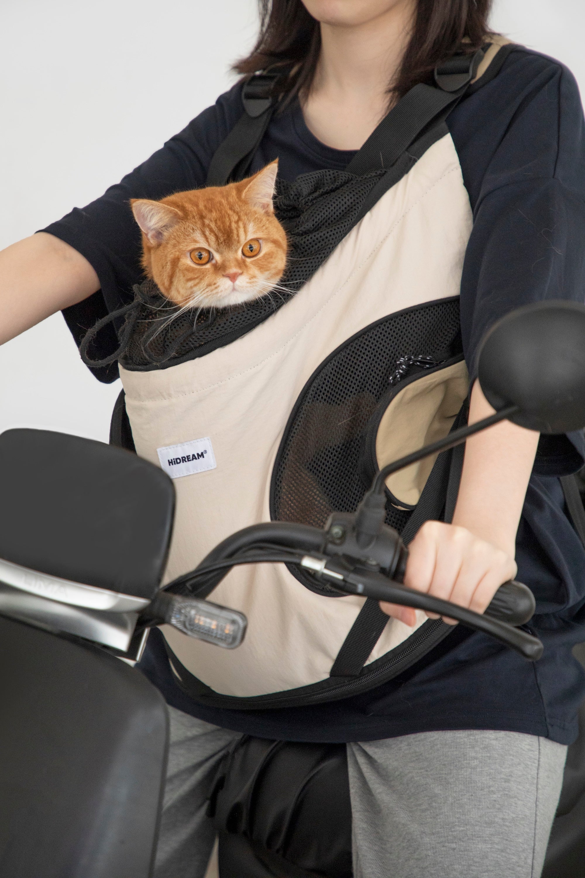 Ergonomic Front Pet Carrier with Cross Straps