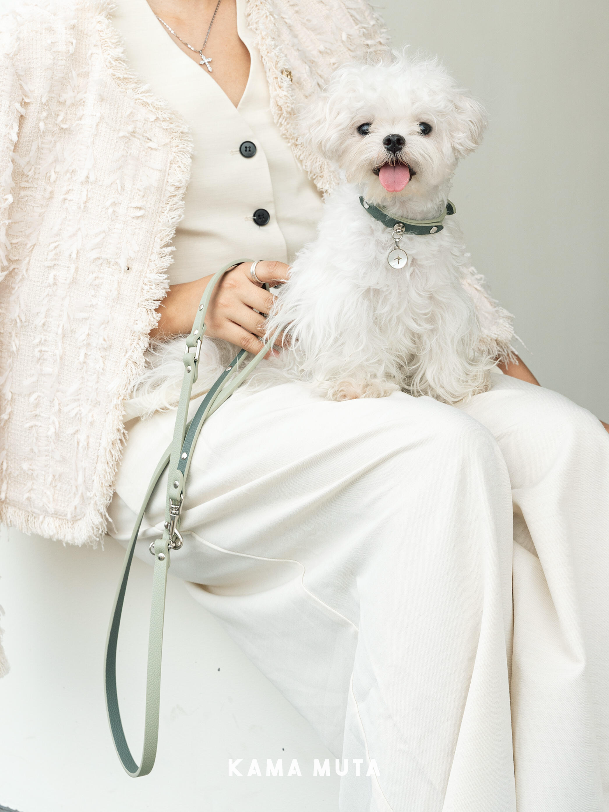 Leather Small-Dog Leash with Pearl Charm